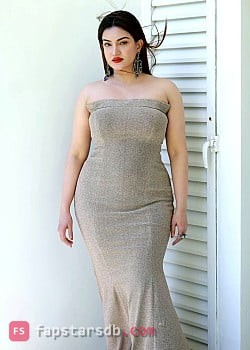 Honey Rose