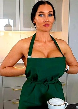 Hot Mommy