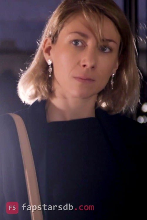 Julie Holly