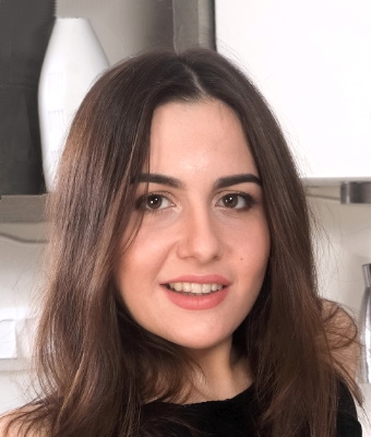 Lika B