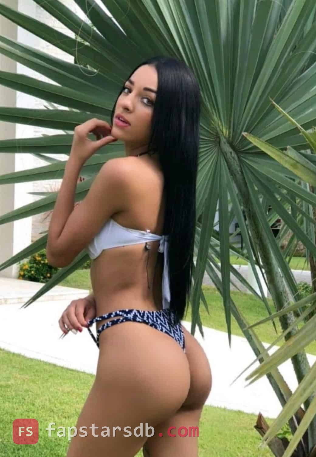 Yasmin Proviero
