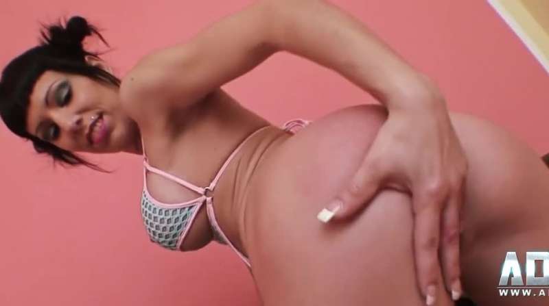 Kream and Her Dildos Hd