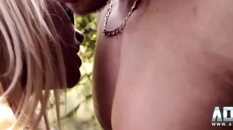 Blowjob in the Wild Qc Hd
