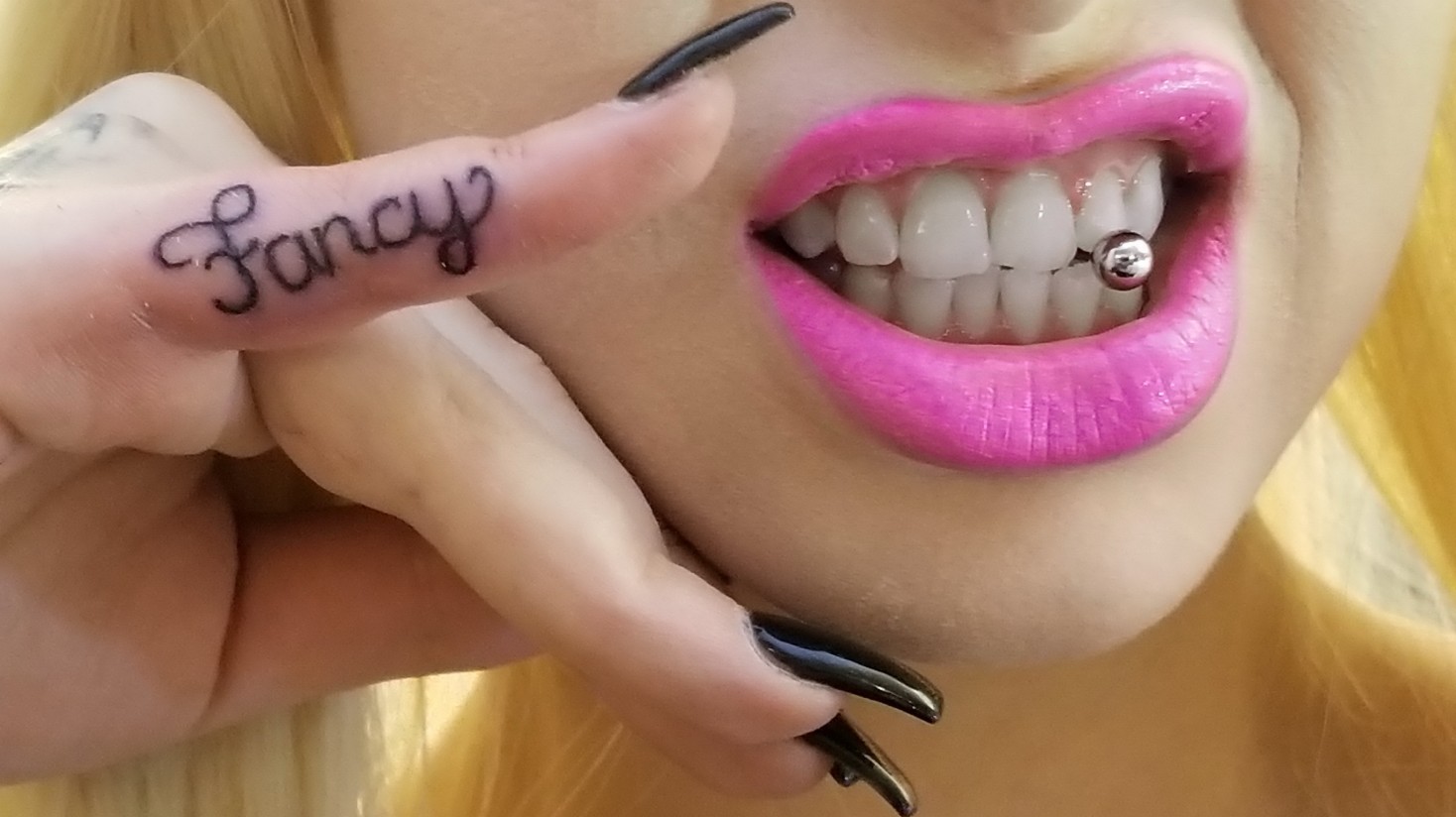 Adriana Lynn Gets a New Fancy Tattoo
