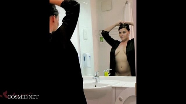 Toni T In The Tub