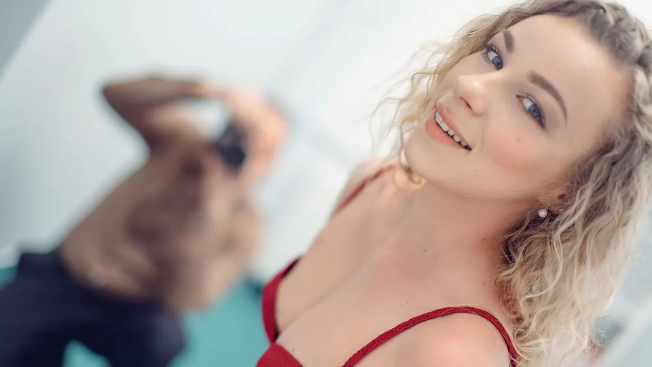 Sexy model in perfect casting fuck