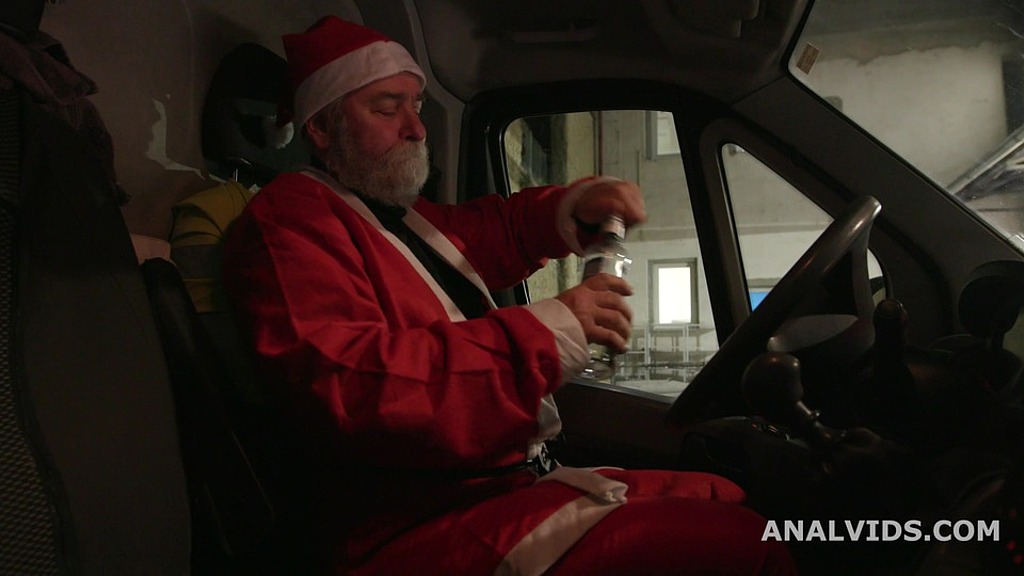 fuck, this ain t normal christmas #1 wet, mad house, balls deep anal, dap, gapes, pee drink, buttrose and creampie
