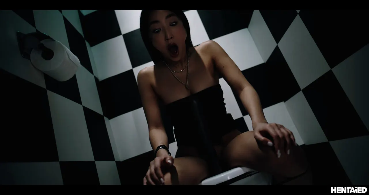 Toilet Encounters 4