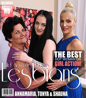 Young, old and older! Kinky lesbian threesome!