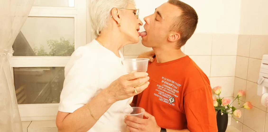 Grandma sex party 4 older ladies gets fucked by one young man