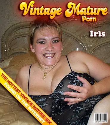 Big tits big ass mature amateur gets fucked