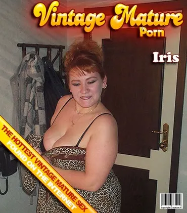 Big tits mature lady is taken in a sandwich