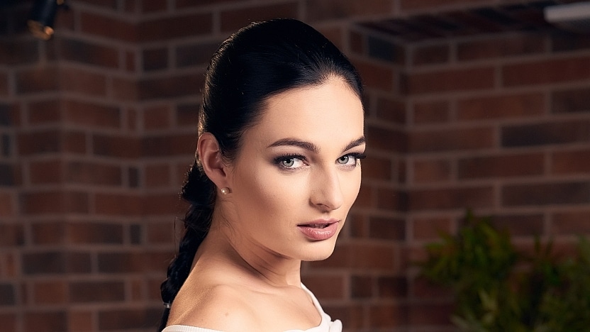 Leanne Lace Sweet Honey