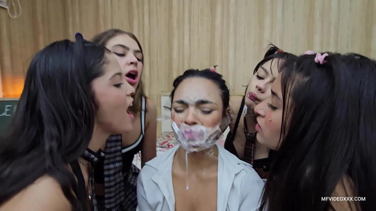 Spitting College Girls - Vol #214 New MF
