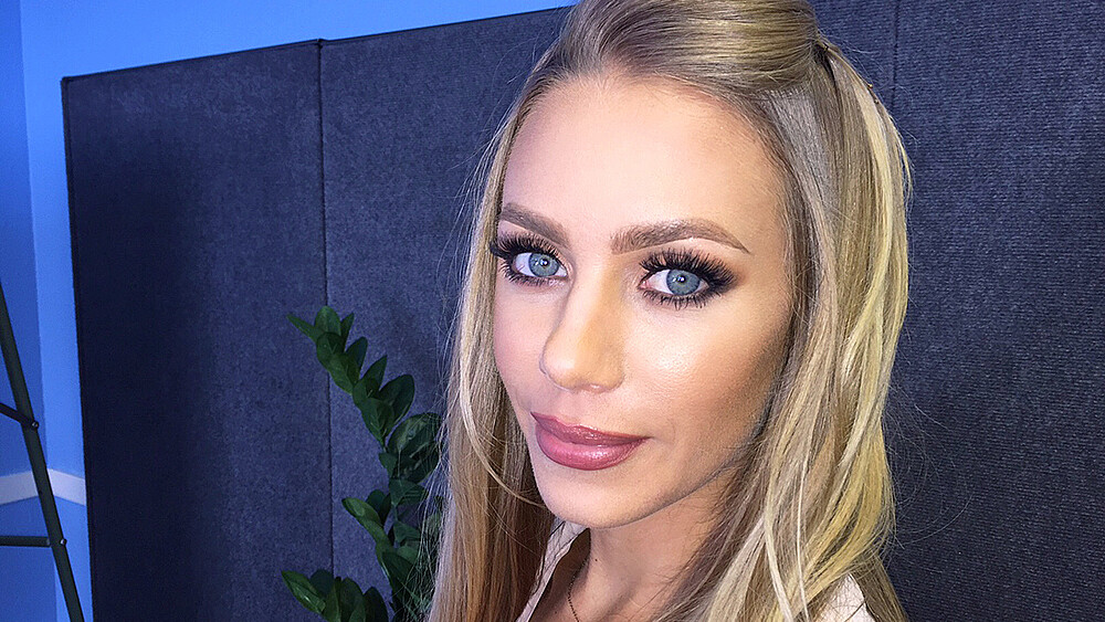 Nicole Aniston & Chad White in Naughty Office