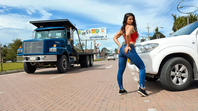 Mariana Lopez on Oye Loca