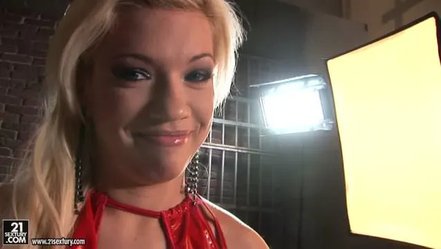 Backstage of Secret Date