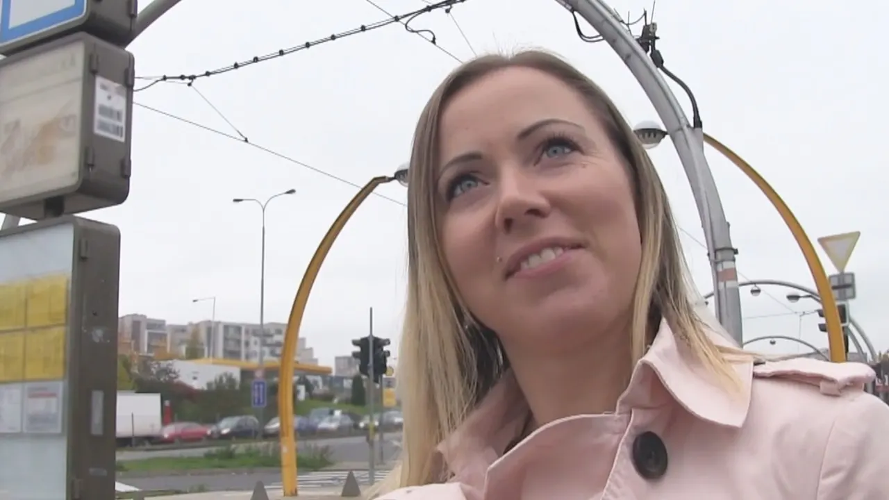 Cute Blonde Opens Legs for Free Transit