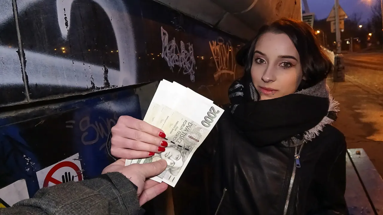Czech car fuck after public blowjob