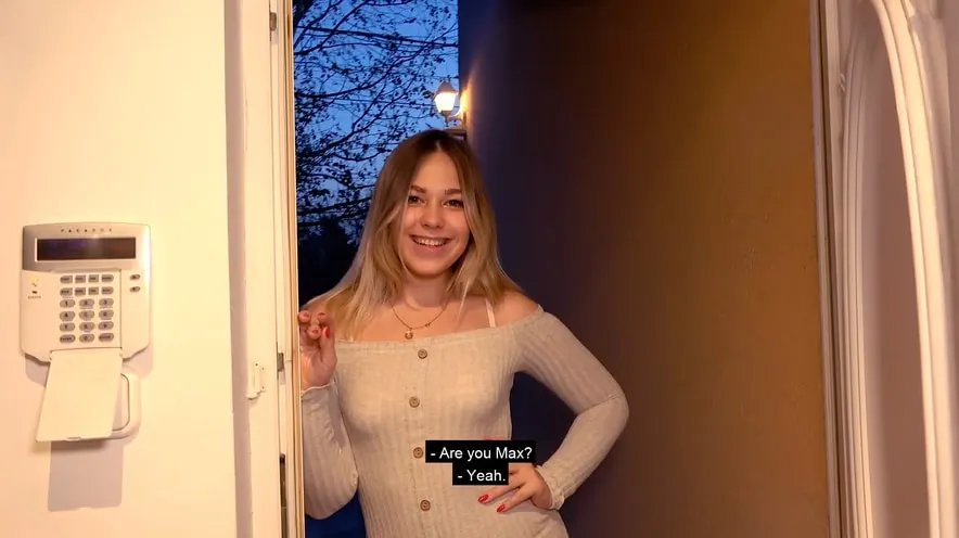 Selvaggia: Sucks And Fucks A Stranger's Cock