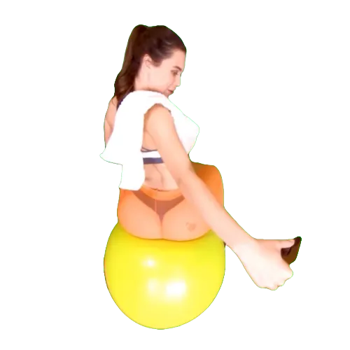 Lana Rhoades breaks the internet with her amazing ass