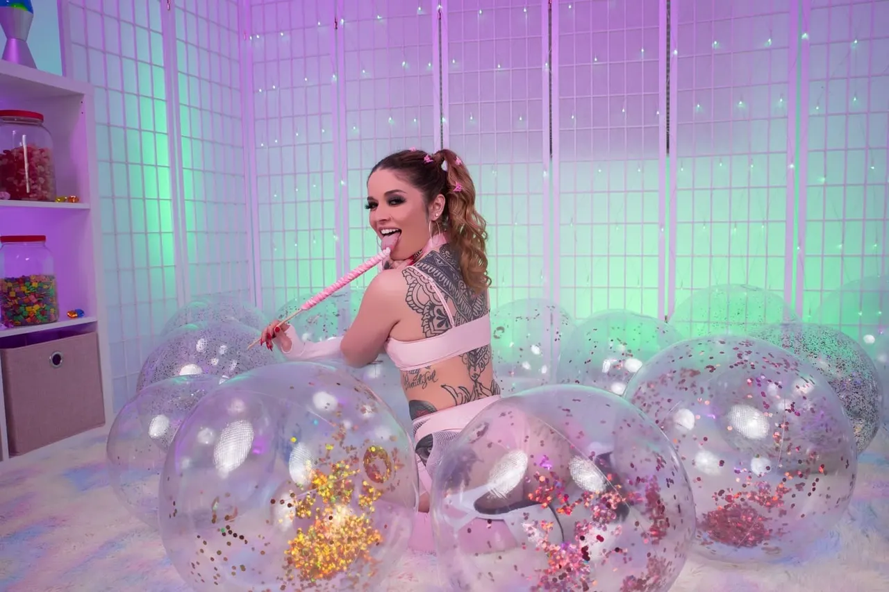 Vanessa's Spiral Lollipop