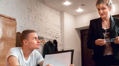 I talked my tutor into sex right in her apartment!
