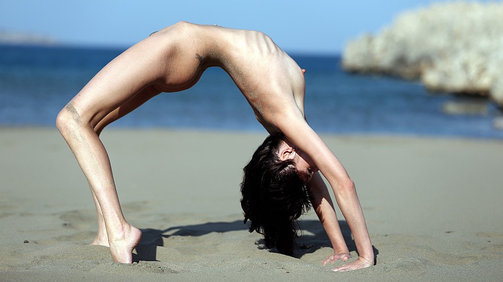 Hot sand